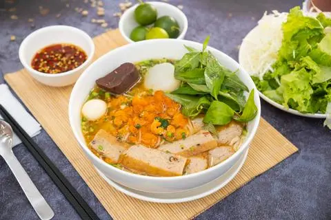 Hình ảnh BÁNH CANH TÉP + CHẢ PHÚ QUỐC