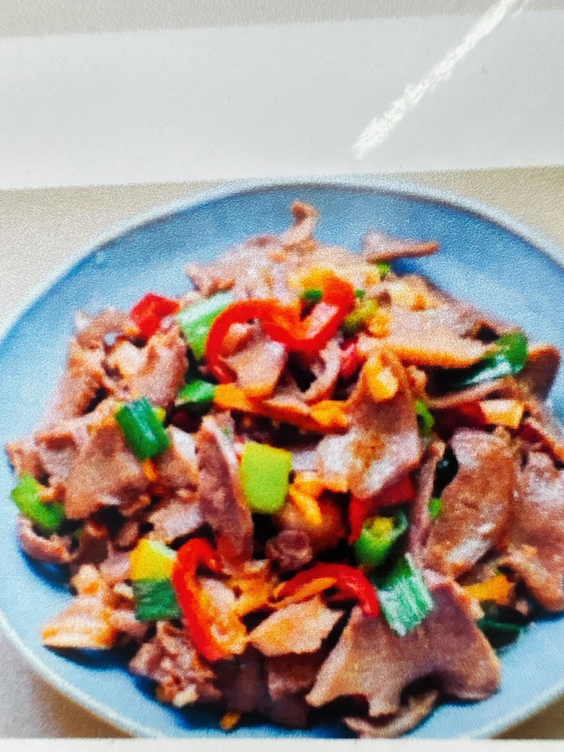 Hình ảnh Lưỡi heo xào vị đặc trưng - 口味猪舌