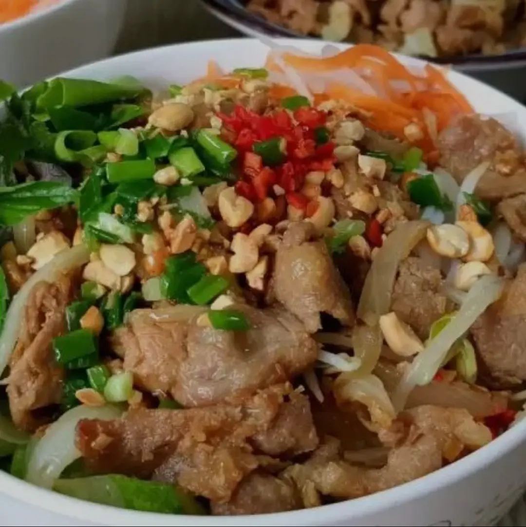 Hình ảnh Bún thịt xào