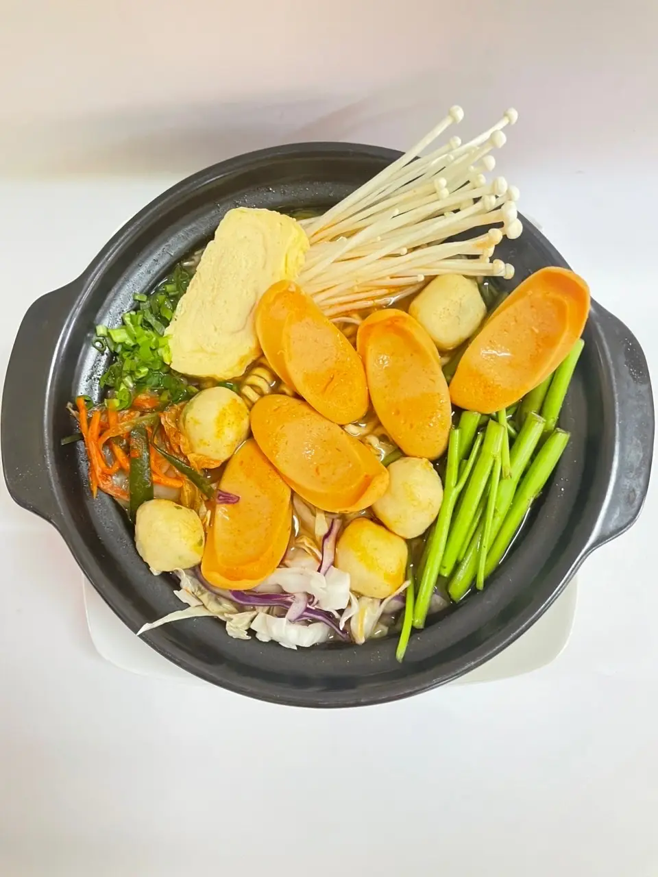 Hình ảnh Mì Kim Chi Xúc xích cá viên