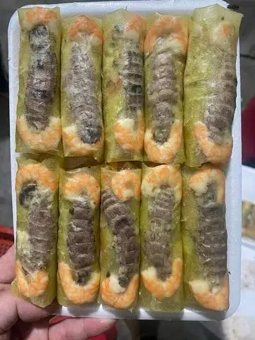 Hình ảnh Nem Tôm Bề Bề Khay 10 Cái 