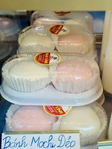 Hình ảnh Mochi dẻo ( nhân khoai môn + sầu riêng)