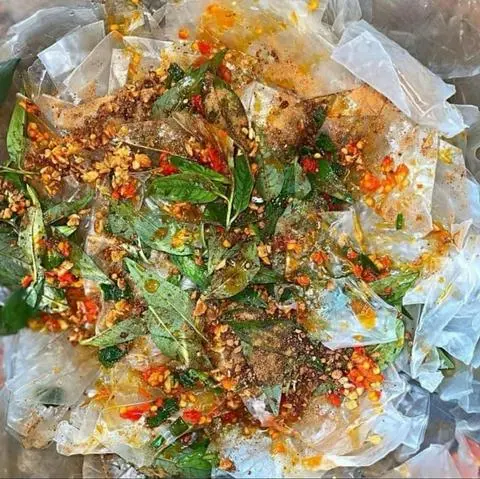 Hình ảnh Bánh tráng trộn muối sặc sate