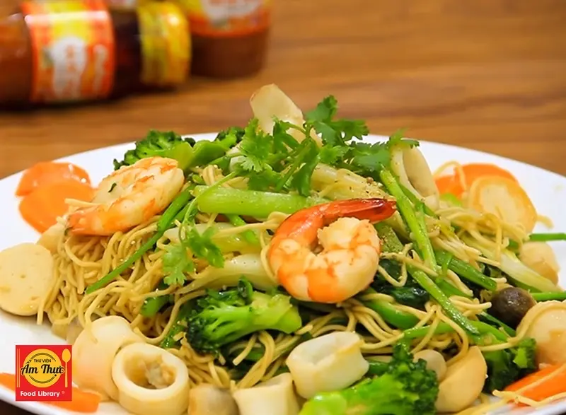 Hình ảnh Mì trứng xào thập Cẩm 
