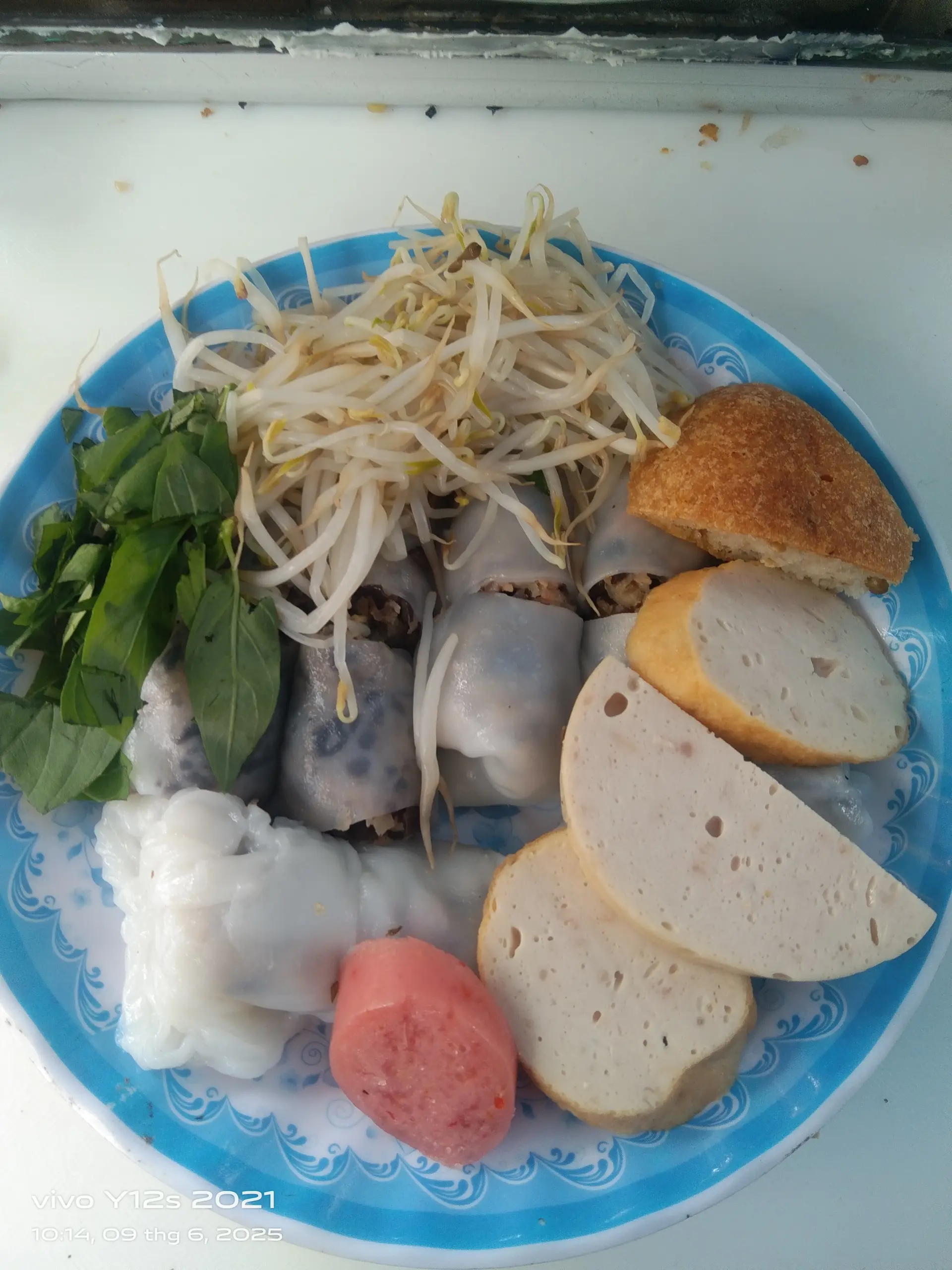 Hình ảnh bánh cuốn nóng đặc biệt 