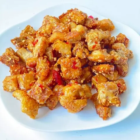 Hình ảnh Tóp mỡ rim mắm tỏi