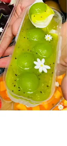 Hình ảnh Pannacotta mứt kiwi nho tươi
