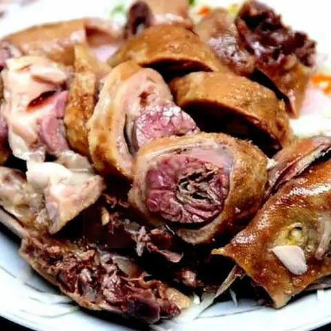 Hình ảnh Gỏi 1 đầu cổ vịt