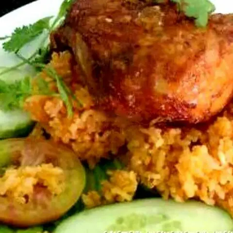 Hình ảnh Cơm chiên gà