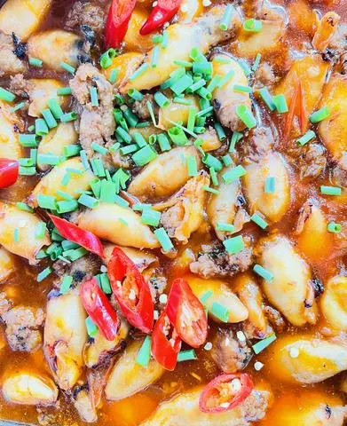 Hình ảnh Cơm Mực Ống nhồi thịt xốt cà