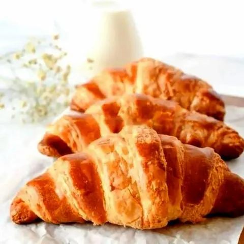 Hình ảnh Croissant truyền thống 45 gram