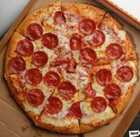 Hình ảnh Pepperoni pizza