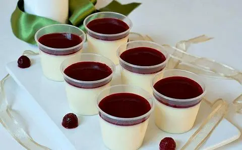 Hình ảnh Panna cotta nho
