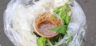 Hình ảnh Bánh Tráng Chấm Trứng Cút