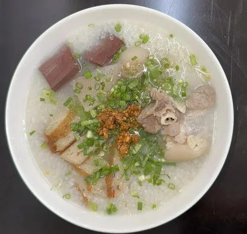 Hình ảnh CHÁO CHẢ + CÁ NHÒNG + GIÒ 