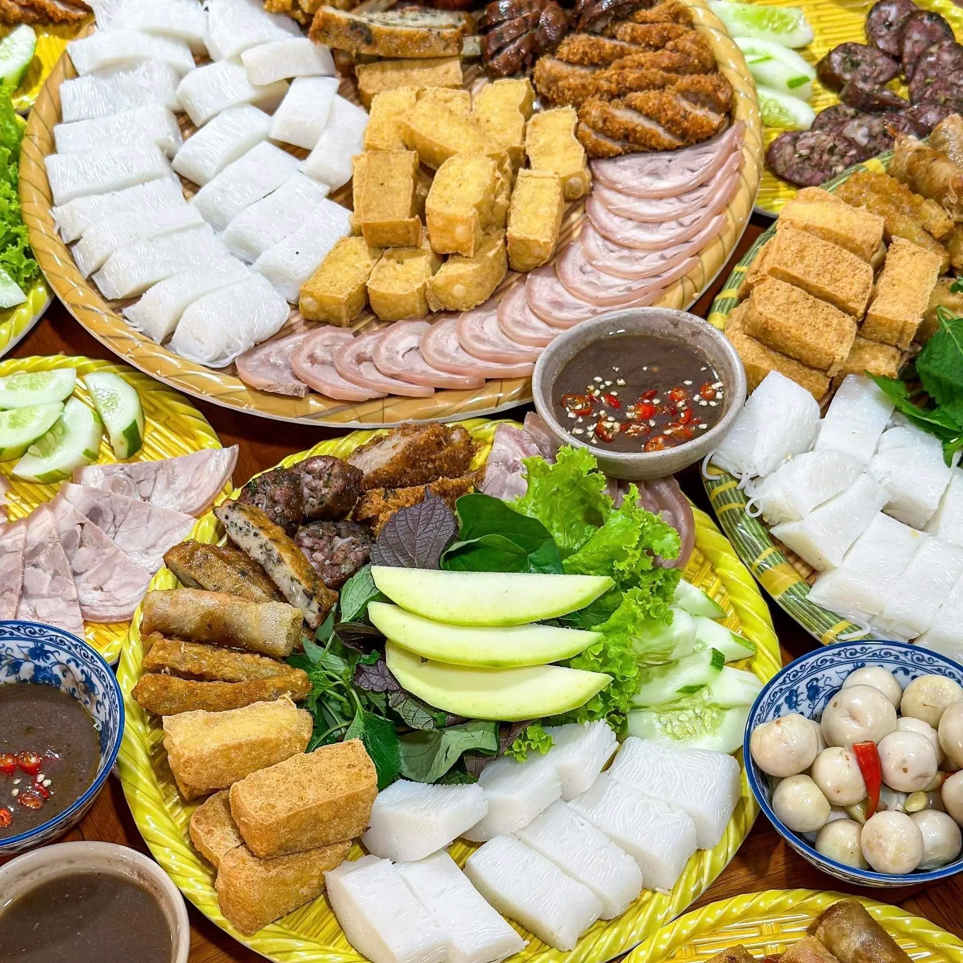 Hình ảnh Bún Đậu Chả Sụn Hà Nội