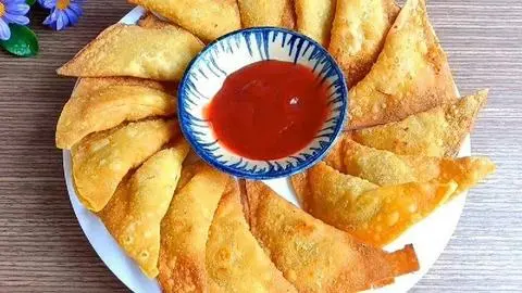 Hình ảnh Hoành thánh nhà làm