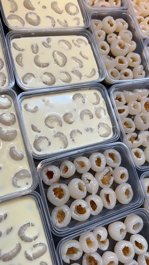 Hình ảnh KHÚC BẠCH VẢI HỘP 550G