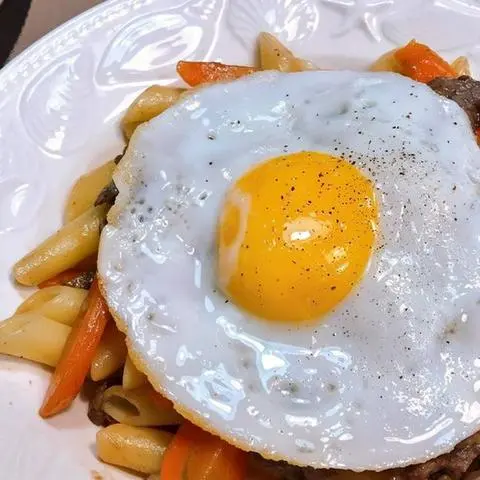 Hình ảnh Nui Xào Trứng