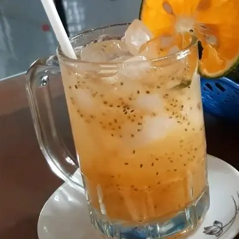 Hình ảnh nước cam hạt chia mật ong 