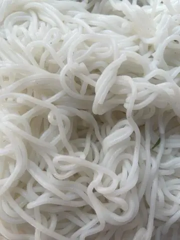 Hình ảnh bún thêm sợi lớn (canh bún)