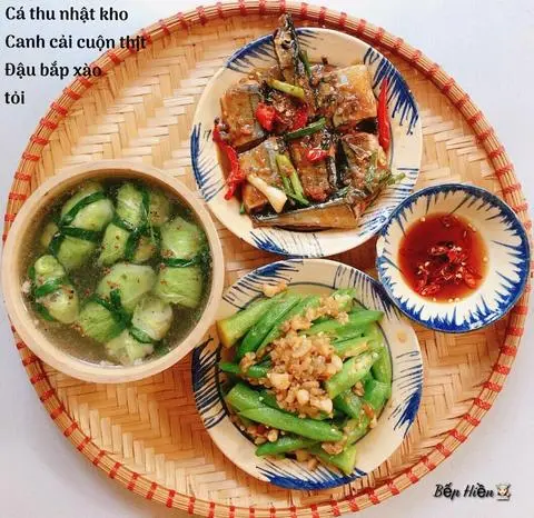 Hình ảnh Canh rau tuỳ ngày ( bịch ) 