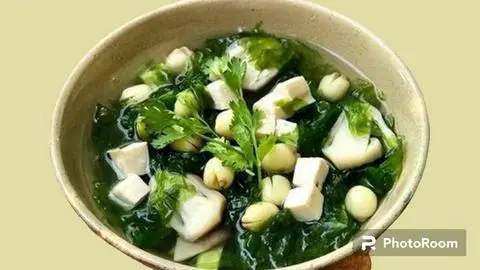 Hình ảnh Canh rong biển chay