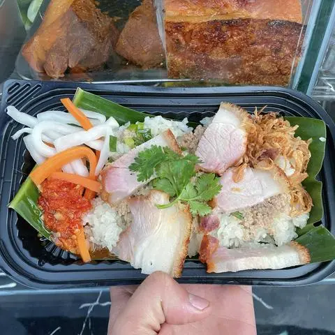 Hình ảnh xôi Pate Heo quay Giòn  giòn