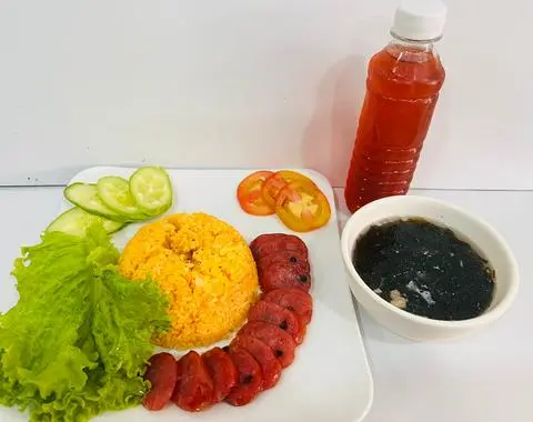 Hình ảnh Cơm Lạp Xưởng Khìa Nước Dừa + Canh Rong Biển + Sâm nhà 