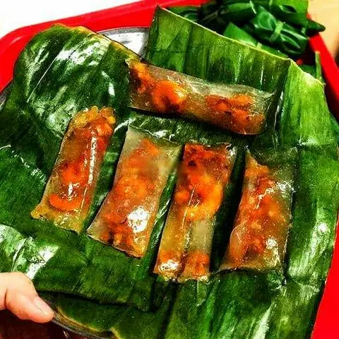 Hình ảnh Bánh lọc gói lá -  để nguyên lá