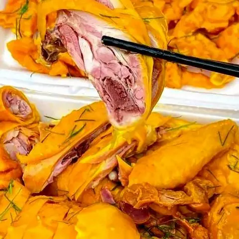 Hình ảnh 1 Con gà ủ muối
