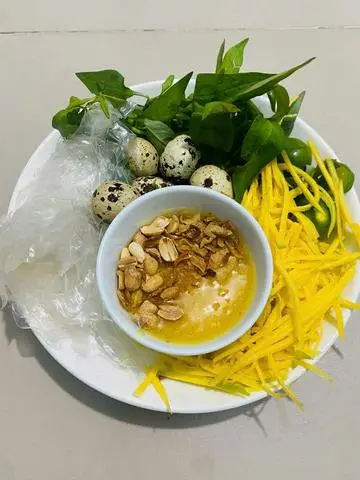 Hình ảnh Bánh Tráng Chấm Muối Béo