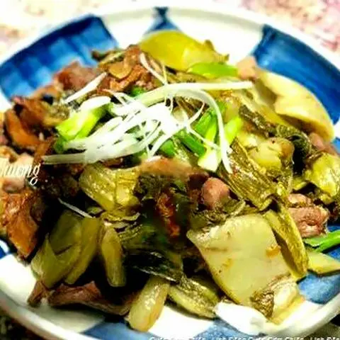 Hình ảnh Cơm mề gà xào cải chua