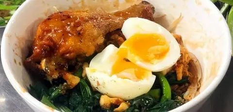 Hình ảnh Nui Trộn Đùi Gà Thập Cẩm Đặc Biệt 1