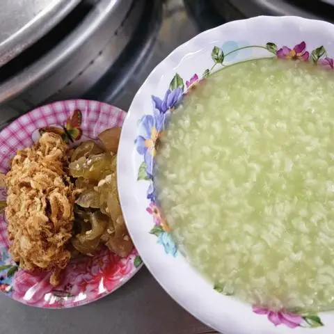 Hình ảnh Cháo Trắng Chà Bông Dưa Mắm