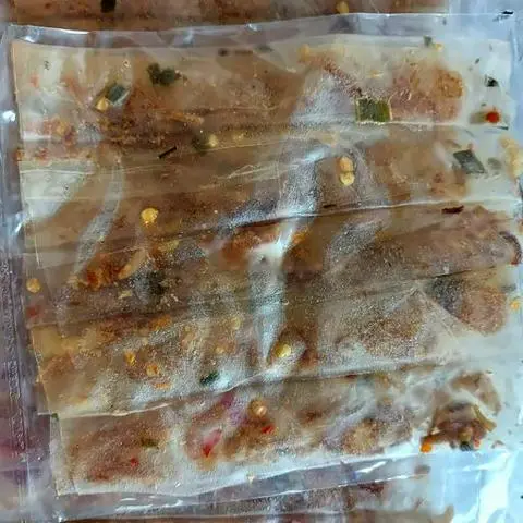 Hình ảnh Bánh tráng dẻo cuốn hành phi