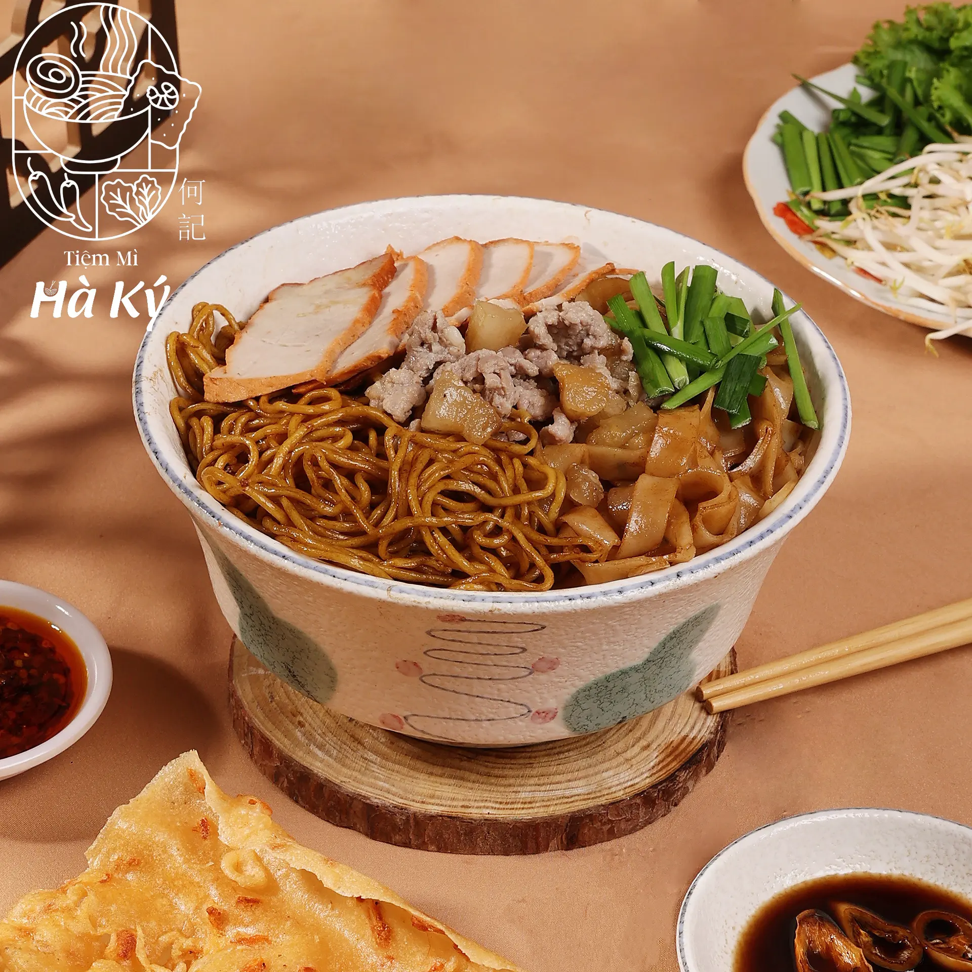 Hình ảnh Mì 1 Vắt + Hủ Tiếu Nhiều