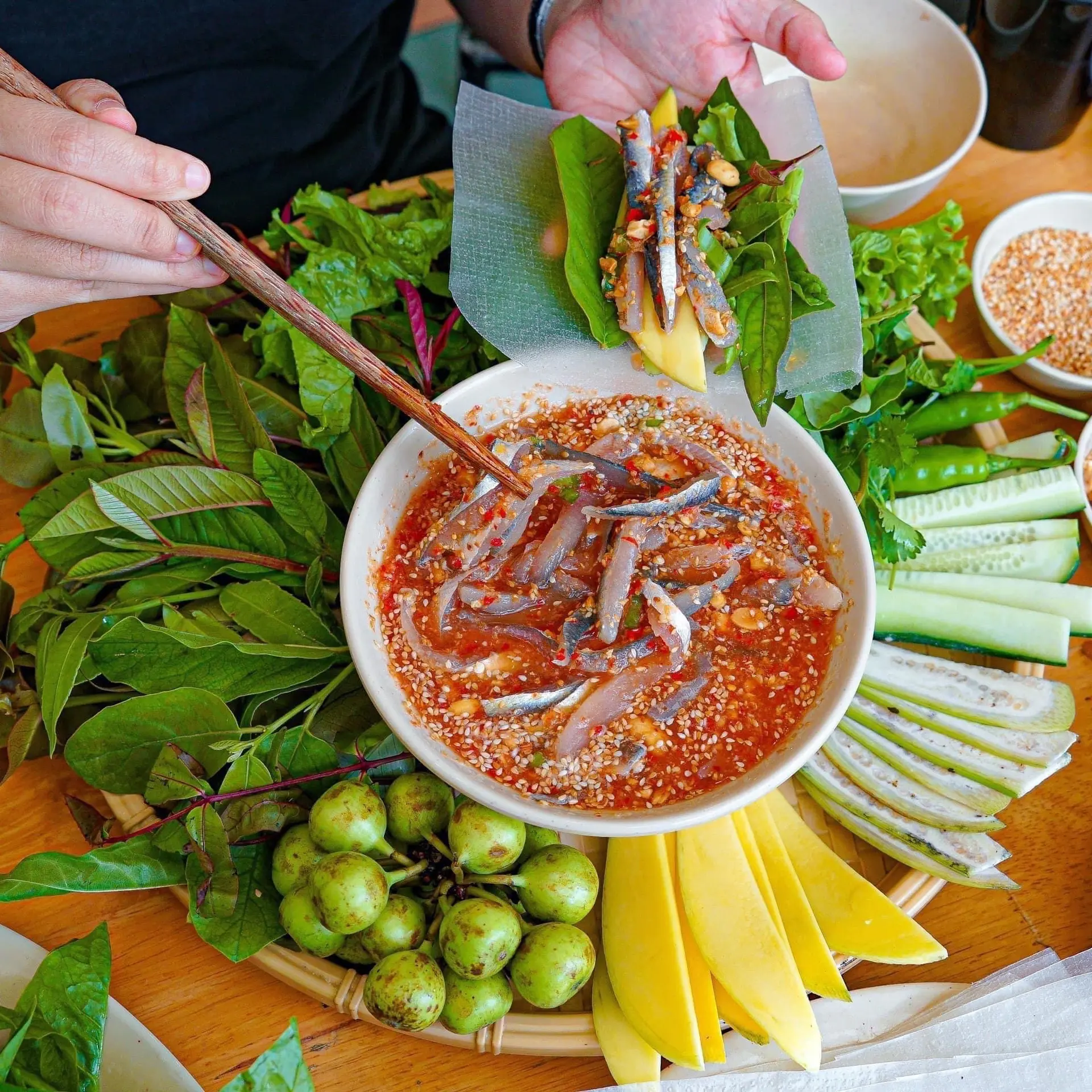 Hình ảnh Gỏi Cá Trích Ướt Phần Vừa 2 Ng Ăn 