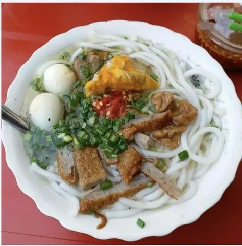 Hình ảnh Bánh canh chả cá Quy Nhơn