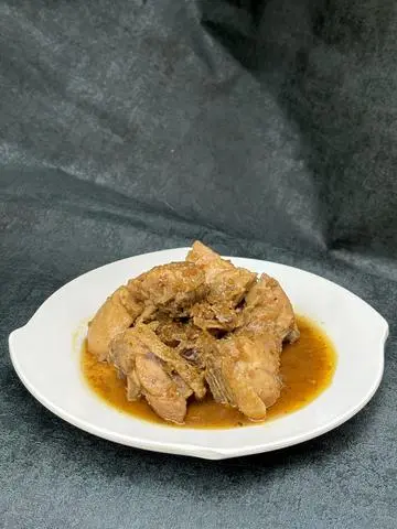Hình ảnh Gà kho sả