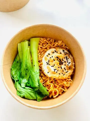 Hình ảnh Mì trộn Indomie trứng ốp la