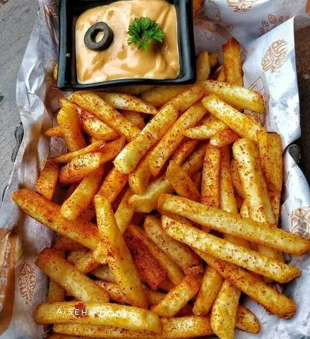 Hình ảnh Khoai tây giòn lắc cay HQ