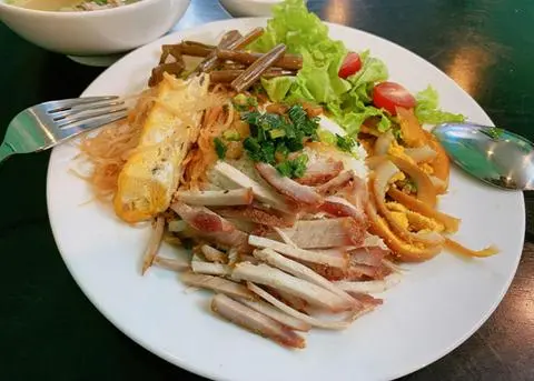 Hình ảnh Cơm Tấm Long Xuyên (Thịt khìa-Bì-Trứng)