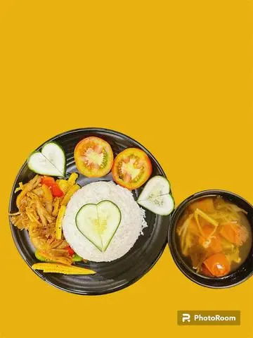 Hình ảnh Cơm chay nấm bào ngư xào thập cẩm