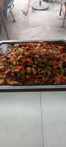 Hình ảnh Cơm thịt kho tiêu 
