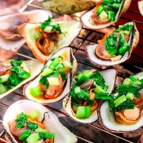 Hình ảnh Sò Dẹo Nướng Mỡ Hành