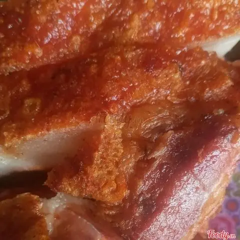Hình ảnh Heo Quay Ăn Kèm Cơm Trắng