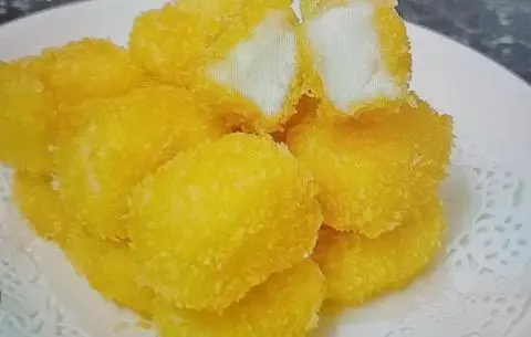 Hình ảnh Bánh sữa tươi chiên (3 bánh)