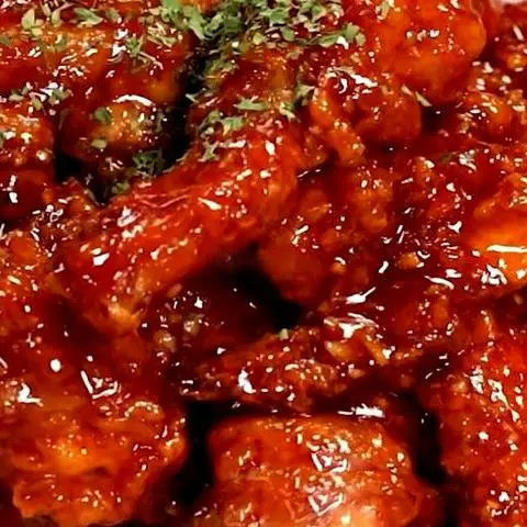 Hình ảnh 1 Miếng Gà Sốt  ( Bất Kì)