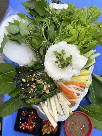 Hình ảnh Combo 7 Phần Bò Nướng Lá Lốt_ 49 cuộn